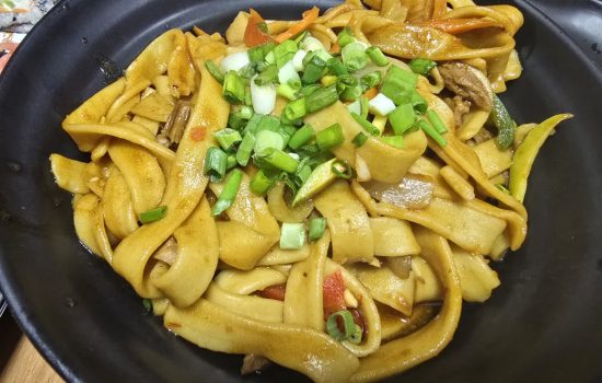炒🐮肉面 نودل گوشت Meat noodles
